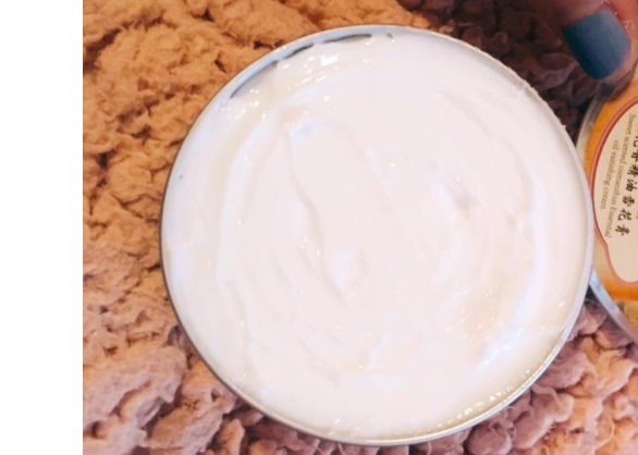 雪花膏怎么用 雪花膏适合什么年龄段 雪花膏怎么用 雪花膏适合什么年龄段