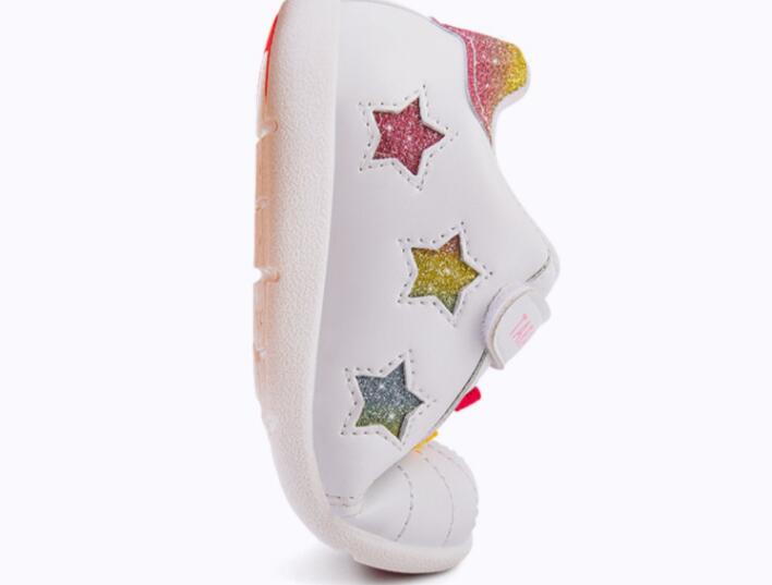 宝宝学步鞋怎么挑选 宝宝学步鞋选购攻略 宝宝学步鞋怎么挑选 宝宝学步鞋选购攻略