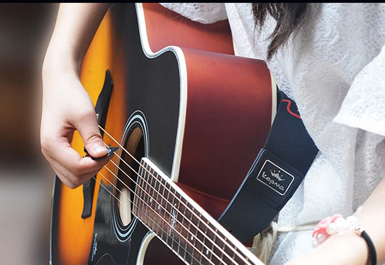 拨片如何挑选 拨片有哪些使用技巧 拨片如何挑选 拨片有哪些使用技巧