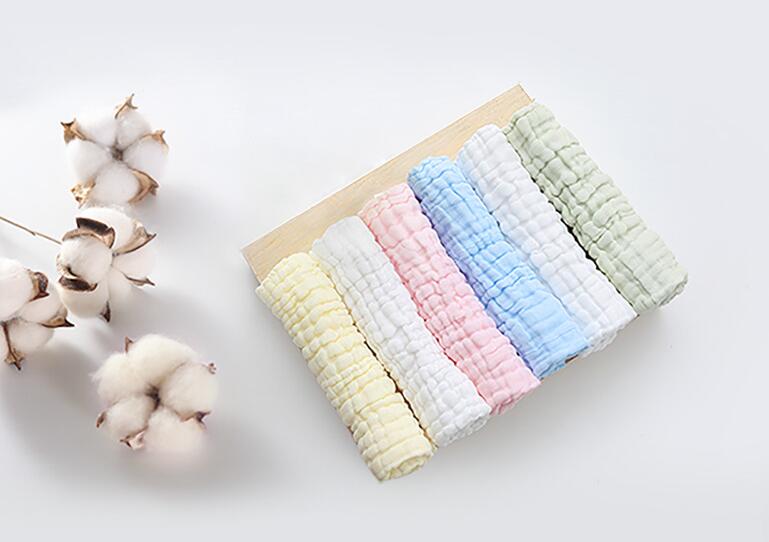 如何给宝宝选择口水巾 这些细节因素很重要 如何给宝宝选择口水巾 这些细节因素很重要