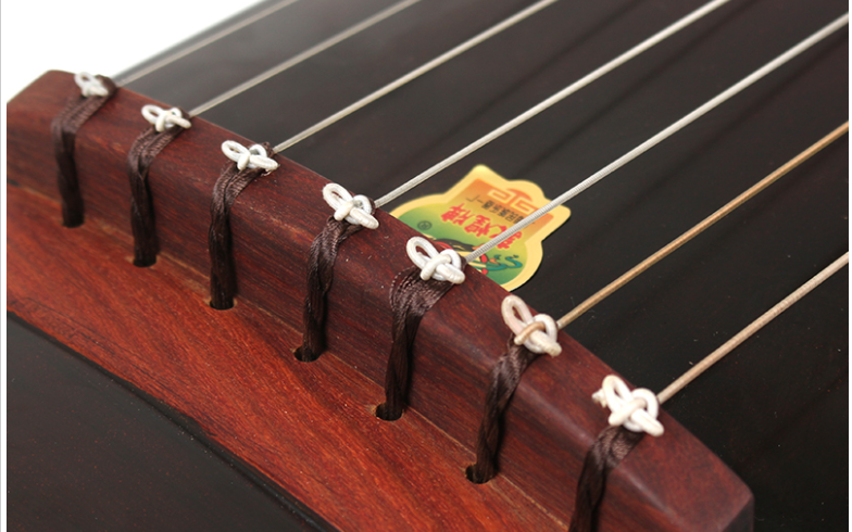 古琴的演奏技巧有哪些 古琴与古筝的区别有哪些 古琴的演奏技巧有哪些 古琴与古筝的区别有哪些