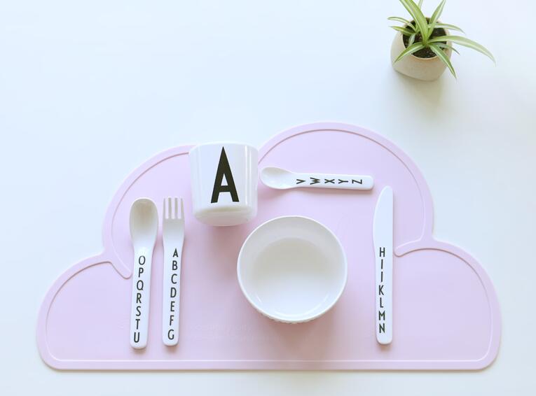 儿童餐垫选购指南 如何选择儿童餐垫 儿童餐垫选购指南 如何选择儿童餐垫