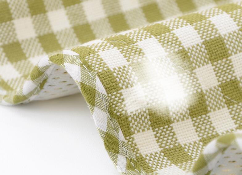 婴儿凉席什么材质好 怎么正确的给宝宝选择和使用凉席 婴儿凉席什么材质好 怎么正确的给宝宝选择和使用凉席