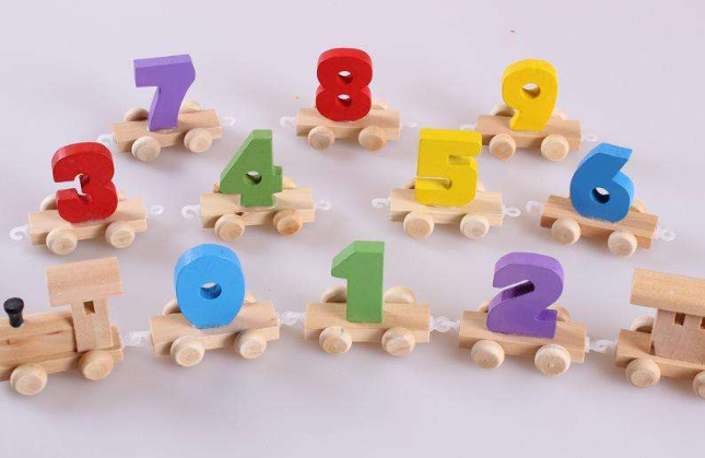 启蒙积木玩具选得好 宝宝成长无忧虑 启蒙积木玩具选得好 宝宝成长无忧虑