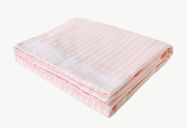 婴儿浴巾挑选有技巧 这几招宝妈要知道 婴儿浴巾挑选有技巧 这几招宝妈要知道