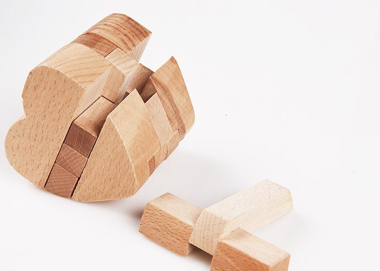 千变万化的鲁班锁怎么拼装 带你深入了解鲁班锁 千变万化的鲁班锁怎么拼装 带你深入了解鲁班锁