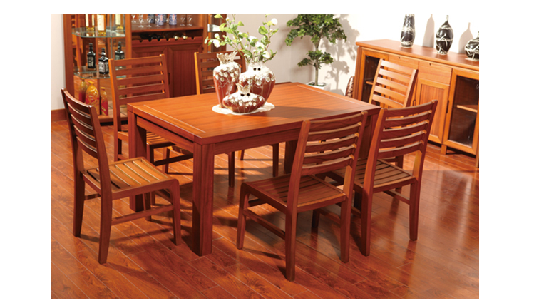 实木餐桌搭配什么桌布比较好 实木餐桌怎么保养 实木餐桌搭配什么桌布比较好 实木餐桌怎么保养