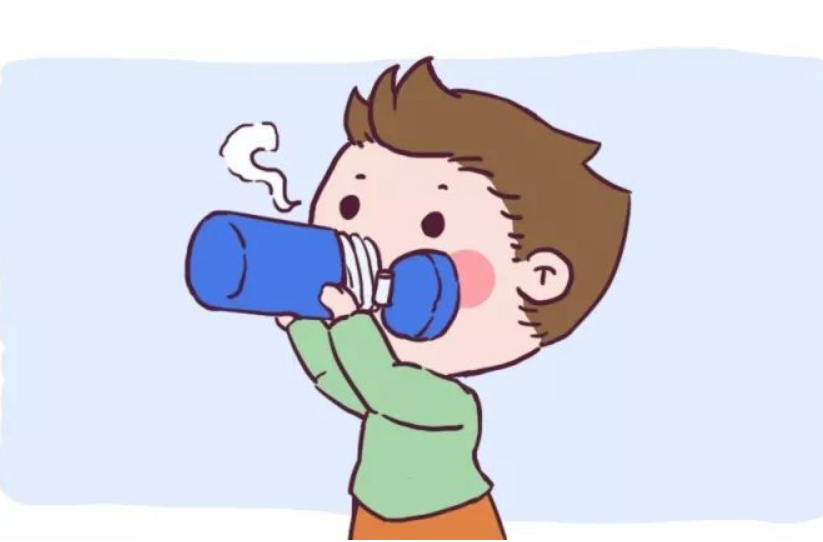 宝宝喝水有学问—婴儿水杯值得拥有 宝宝喝水有学问—婴儿水杯值得拥有