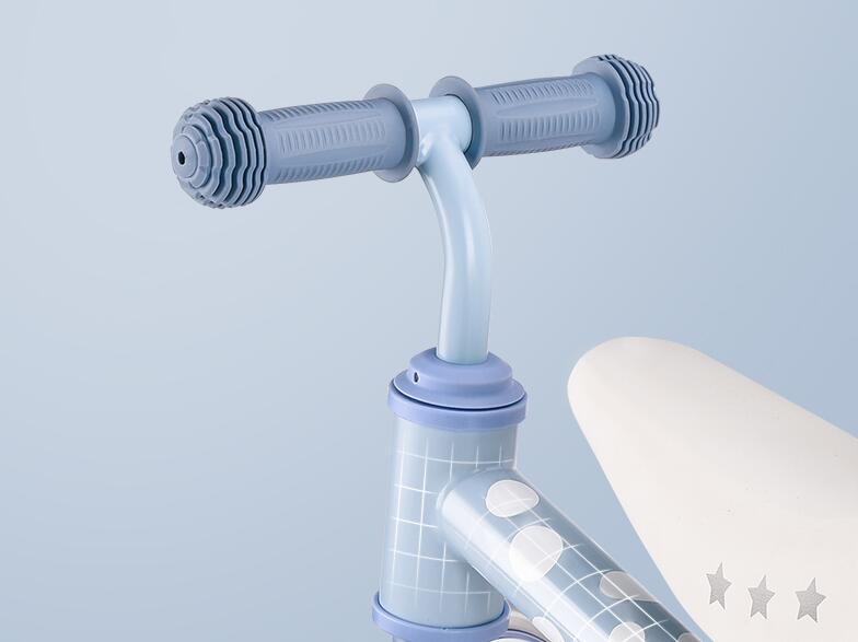 儿童滑步车有什么优缺点 如何为孩子选择合适的滑步车 儿童滑步车有什么优缺点 如何为孩子选择合适的滑步车