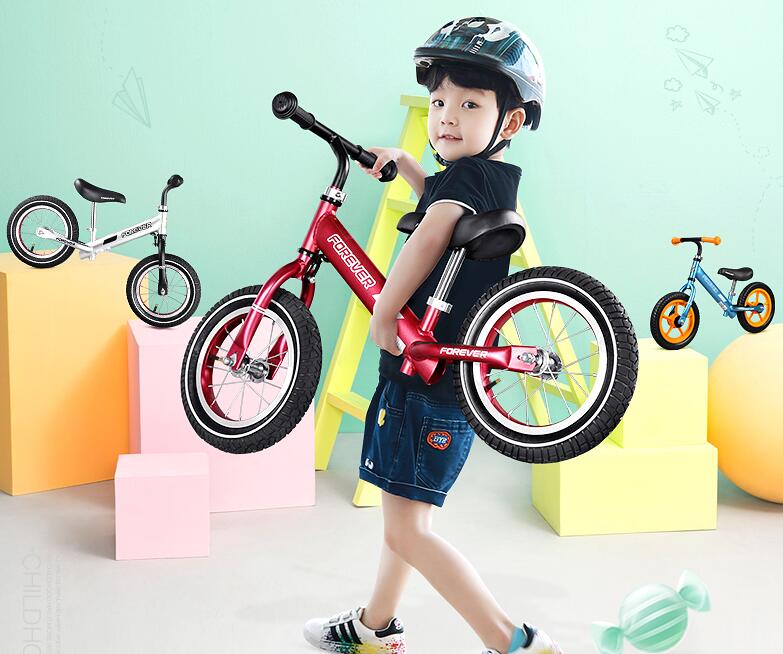 儿童滑步车有什么优缺点 如何为孩子选择合适的滑步车 儿童滑步车有什么优缺点 如何为孩子选择合适的滑步车