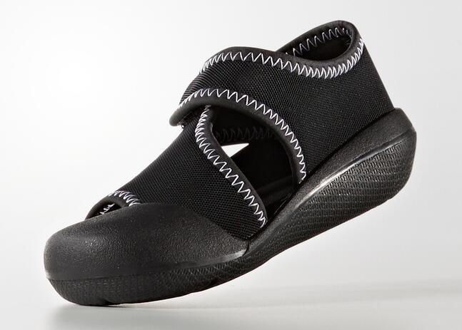 儿童凉鞋怎么选购 怎么判断儿童凉鞋好不好 儿童凉鞋怎么选购 怎么判断儿童凉鞋好不好