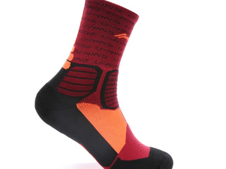 篮球袜如何选购 篮球袜和其他袜子的区别 篮球袜如何选购 篮球袜和其他袜子的区别