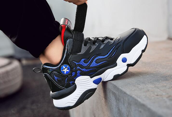 儿童休闲鞋哪种好 儿童休闲鞋选购及注意事项 儿童休闲鞋哪种好 儿童休闲鞋选购及注意事项