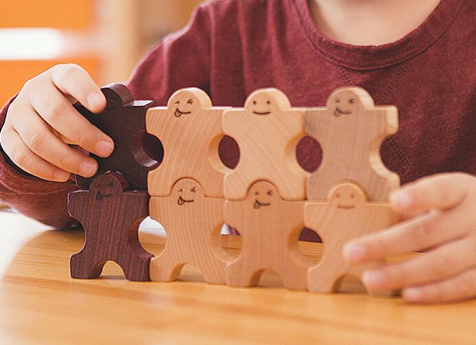 多米诺骨牌是这样摆出来的 多米诺骨牌技巧介绍 多米诺骨牌是这样摆出来的 多米诺骨牌技巧介绍