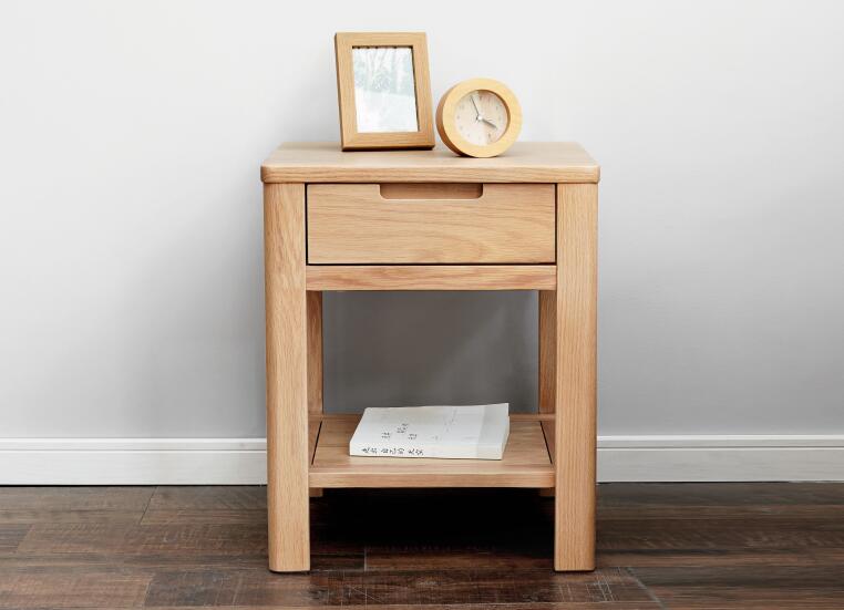 床头柜常规尺寸一般是多少 家具床头柜如何选购 床头柜常规尺寸一般是多少 家具床头柜如何选购