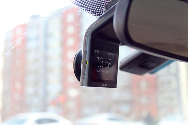 行车记录仪+电子狗,一个360行车记录仪G300足够好用么? 行车记录仪+电子狗,一个360行车记录仪G300足够好用么?