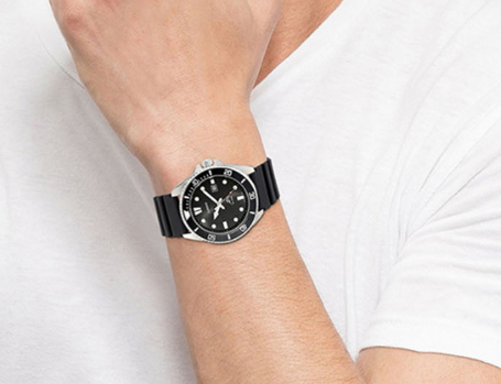 潜水表有什么功能 潜水表如何使用 潜水表有什么功能 潜水表如何使用