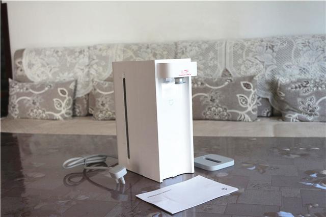 米家即热饮水机C1,三挡水温,三秒即热,懒人必备 米家即热饮水机C1,三挡水温,三秒即热,懒人必备