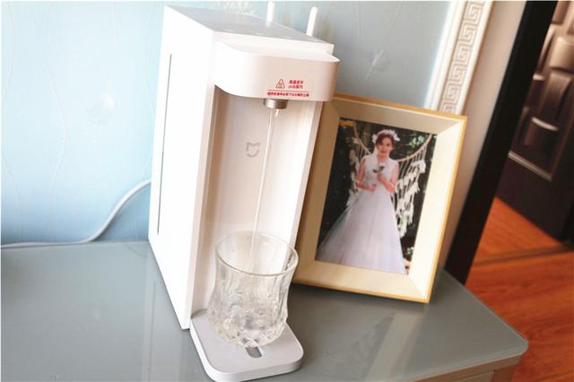 米家即热饮水机C1,三挡水温,三秒即热,懒人必备 米家即热饮水机C1,三挡水温,三秒即热,懒人必备