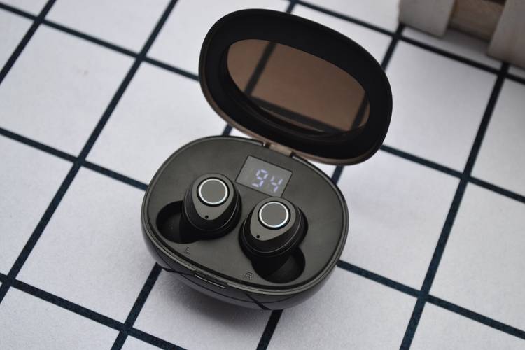 平民优选挚爱之声——西圣真无线蓝牙耳机 平民优选挚爱之声——西圣真无线蓝牙耳机