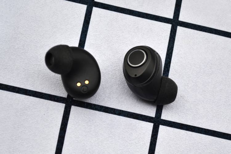 平民优选挚爱之声——西圣真无线蓝牙耳机 平民优选挚爱之声——西圣真无线蓝牙耳机