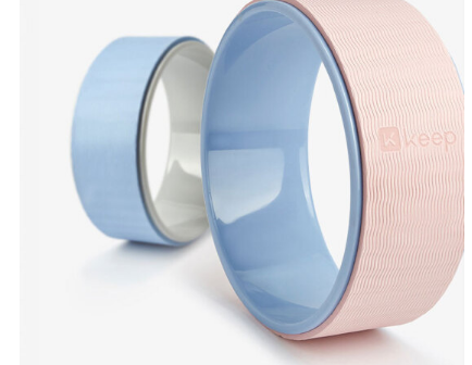 练瑜伽不可缺少的装备之——瑜伽轮篇 练瑜伽不可缺少的装备之——瑜伽轮篇