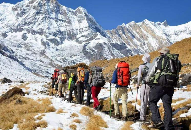 登山杖小知识：正确认识登山杖