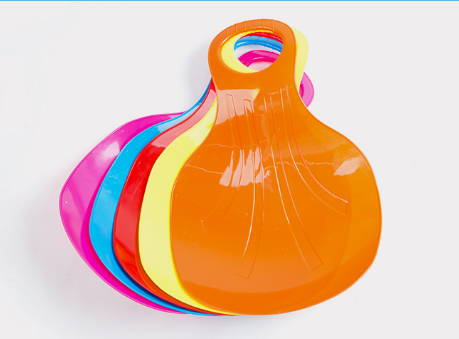 滑雪板有哪些种类 初学者该如何选购 滑雪板有哪些种类 初学者该如何选购