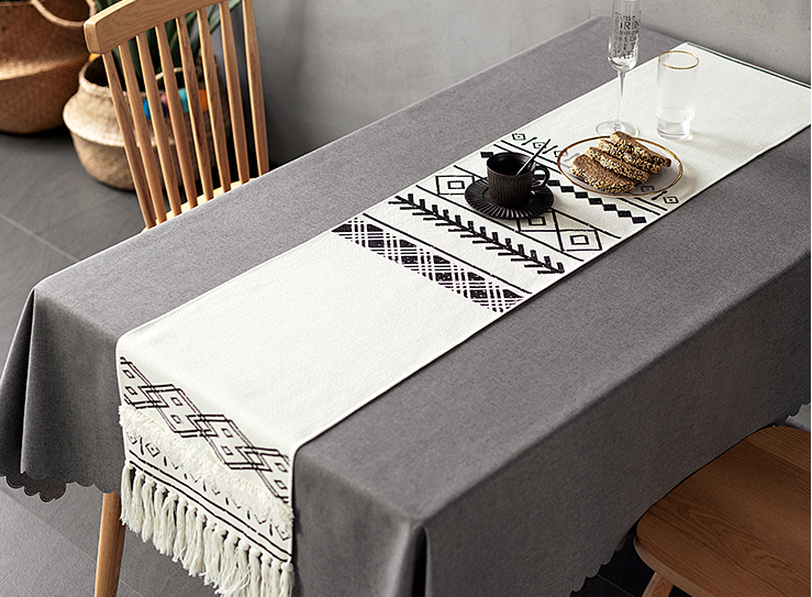 桌旗搭配技巧分享 轻松提高居家格调 桌旗搭配技巧分享 轻松提高居家格调