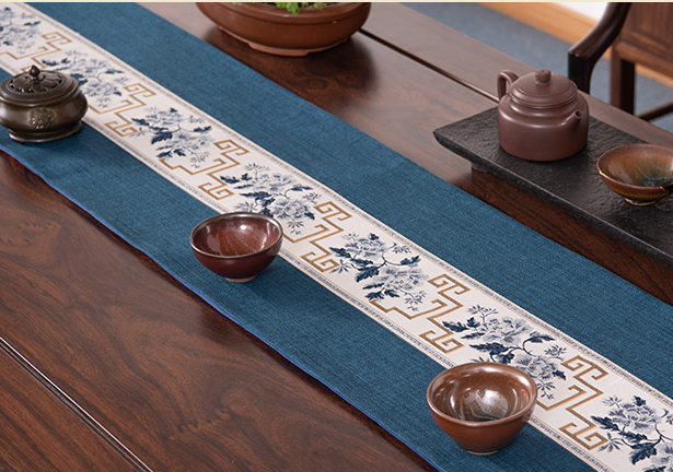 桌旗搭配技巧分享 轻松提高居家格调 桌旗搭配技巧分享 轻松提高居家格调