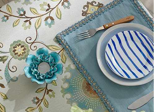 餐垫和餐布的区别 西餐餐布怎么用 餐垫和餐布的区别 西餐餐布怎么用