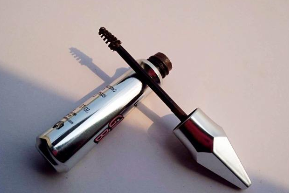 想要眉毛有型?染眉膏小知识你要知道 想要眉毛有型?染眉膏小知识你要知道