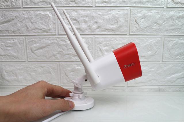 小区邻居家进了贼,吓得我抓紧安装了个360户外摄像头看家护院 小区邻居家进了贼,吓得我抓紧安装了个360户外摄像头看家护院