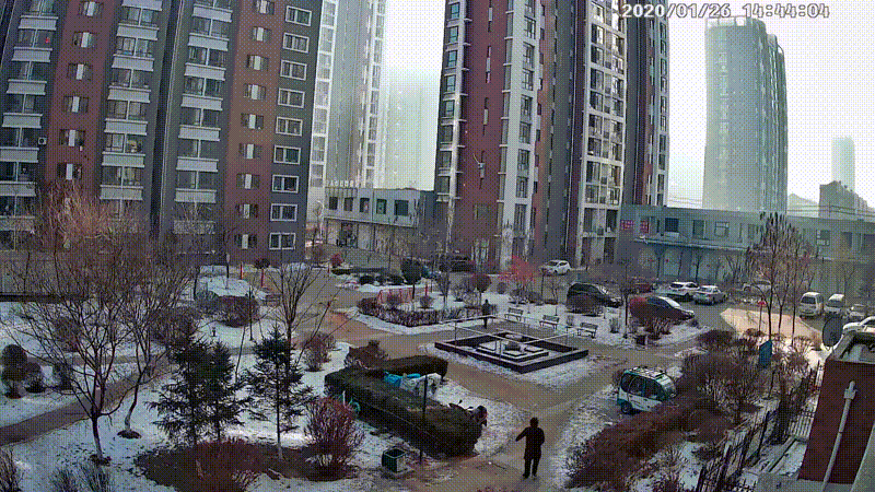 小区邻居家进了贼,吓得我抓紧安装了个360户外摄像头看家护院 小区邻居家进了贼,吓得我抓紧安装了个360户外摄像头看家护院