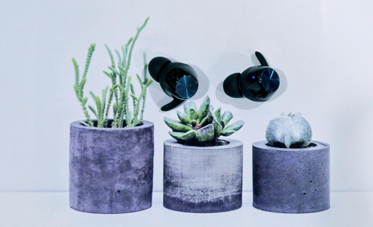 Xisem西圣战神Ares和汪峰FILL T1对比,终结者对上明星产品 Xisem西圣战神Ares和汪峰FILL T1对比,终结者对上明星产品