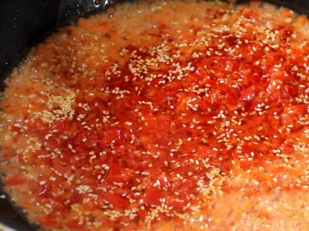 蒜蓉辣椒酱怎么做才好吃?大厨教你一种新吃法 蒜蓉辣椒酱怎么做才好吃?大厨教你一种新吃法