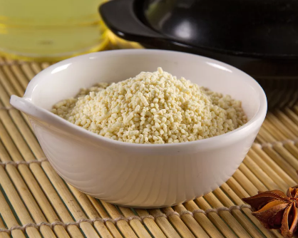 味精、鸡精和酱油对身体伤害大?大部分人吃错了 味精、鸡精和酱油对身体伤害大?大部分人吃错了