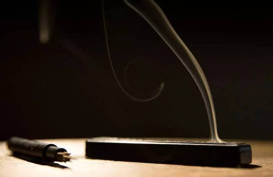 沉香是怎么行程的?沉香有哪些作用? 沉香是怎么行程的?沉香有哪些作用?