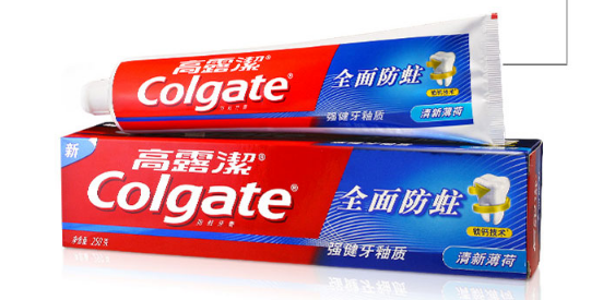 含氟牙膏有什么作用 含氟牙膏的危害和使用注意 含氟牙膏有什么作用 含氟牙膏的危害和使用注意