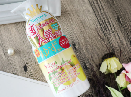 卸妆乳怎么使用 这些卸妆误区要避免 卸妆乳怎么使用 这些卸妆误区要避免