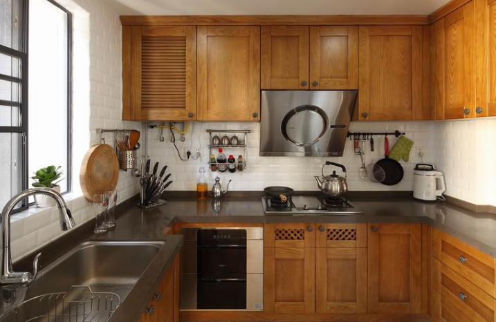 厨房吊柜多大尺寸好?厨房吊柜什么时候安装、清洁以及保养 厨房吊柜多大尺寸好?厨房吊柜什么时候安装、清洁以及保养