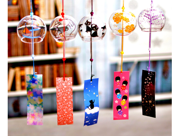 家里悬挂风铃有什么好处?风铃应悬挂在什么位置 家里悬挂风铃有什么好处?风铃应悬挂在什么位置