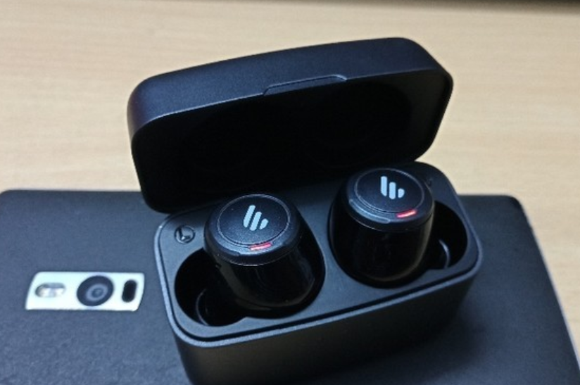 Xisem西圣战神Ares和漫步者TWS5对比,国产蓝牙耳机的骄傲 Xisem西圣战神Ares和漫步者TWS5对比,国产蓝牙耳机的骄傲