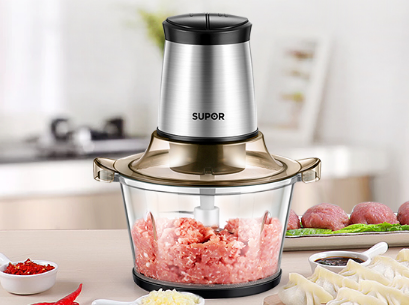 家用绞肉机怎么用 手动和电动各有什么优缺点 家用绞肉机怎么用 手动和电动各有什么优缺点