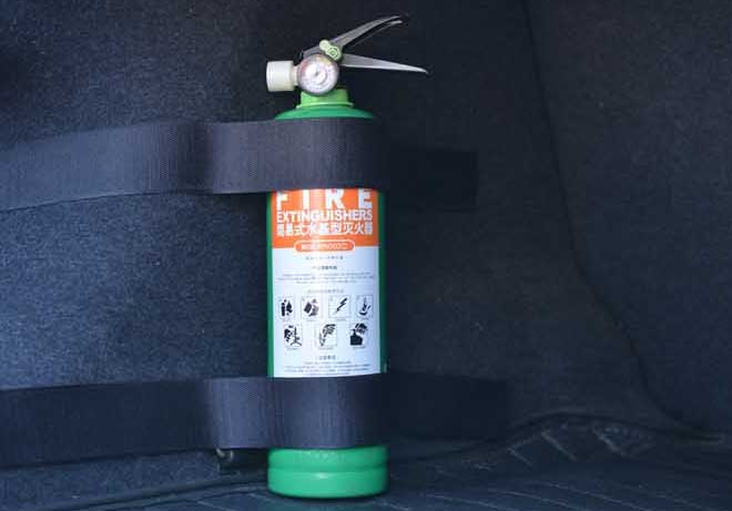 泡沫灭火器原理大揭秘 泡沫灭火器使用方法 泡沫灭火器原理大揭秘 泡沫灭火器使用方法