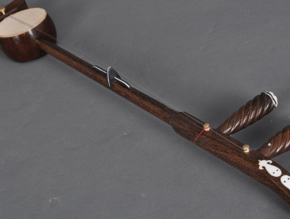 板胡知识分享:板胡如何演奏 板胡知识分享:板胡如何演奏