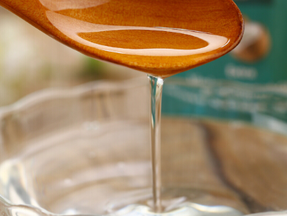 椰子油的功效与作用 椰子油如何选购 椰子油的功效与作用 椰子油如何选购