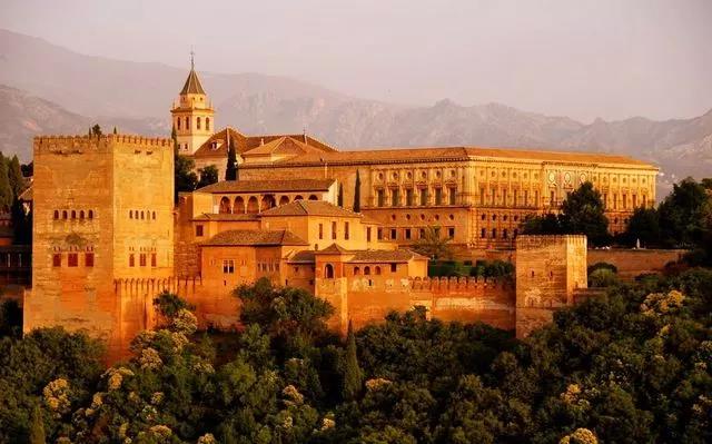 一个人的欧洲行|做一个像太阳一样的人,晒掉迷惘和彷徨 一个人的欧洲行|做一个像太阳一样的人,晒掉迷惘和彷徨