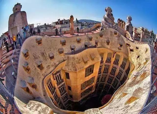 一个人的欧洲行|做一个像太阳一样的人,晒掉迷惘和彷徨 一个人的欧洲行|做一个像太阳一样的人,晒掉迷惘和彷徨