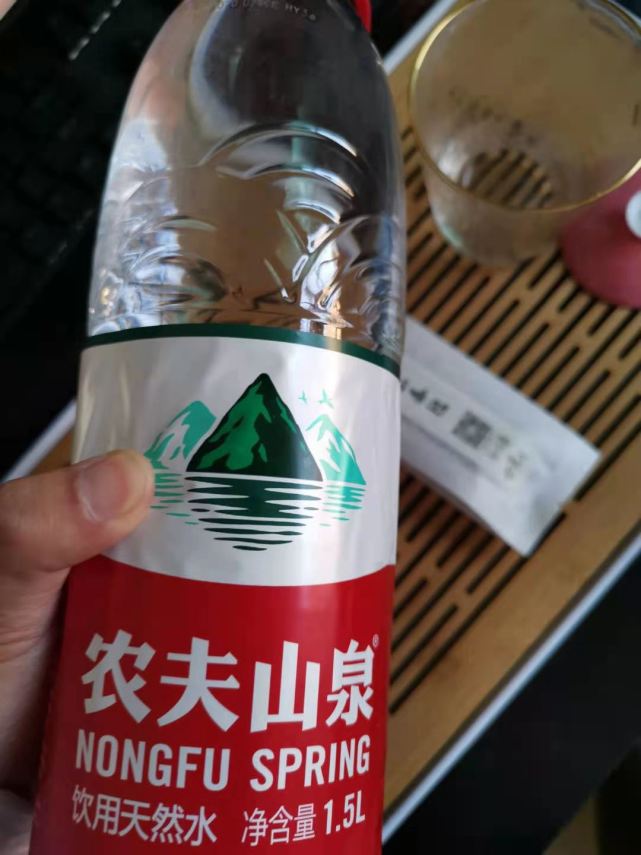 老茶人说好.新茶客嫌歹的普洱老黄片? #小茶控品鉴包
